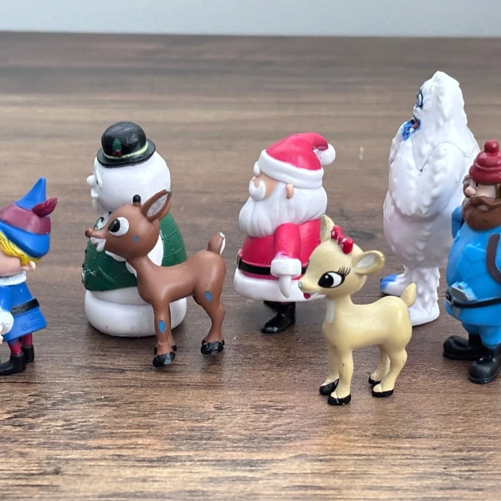 RUDOLPH Red Nosed Reindeer and The Island of Misfit Toys Friends Toy Figures LOT